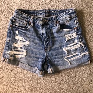 American Eagle Mom Short